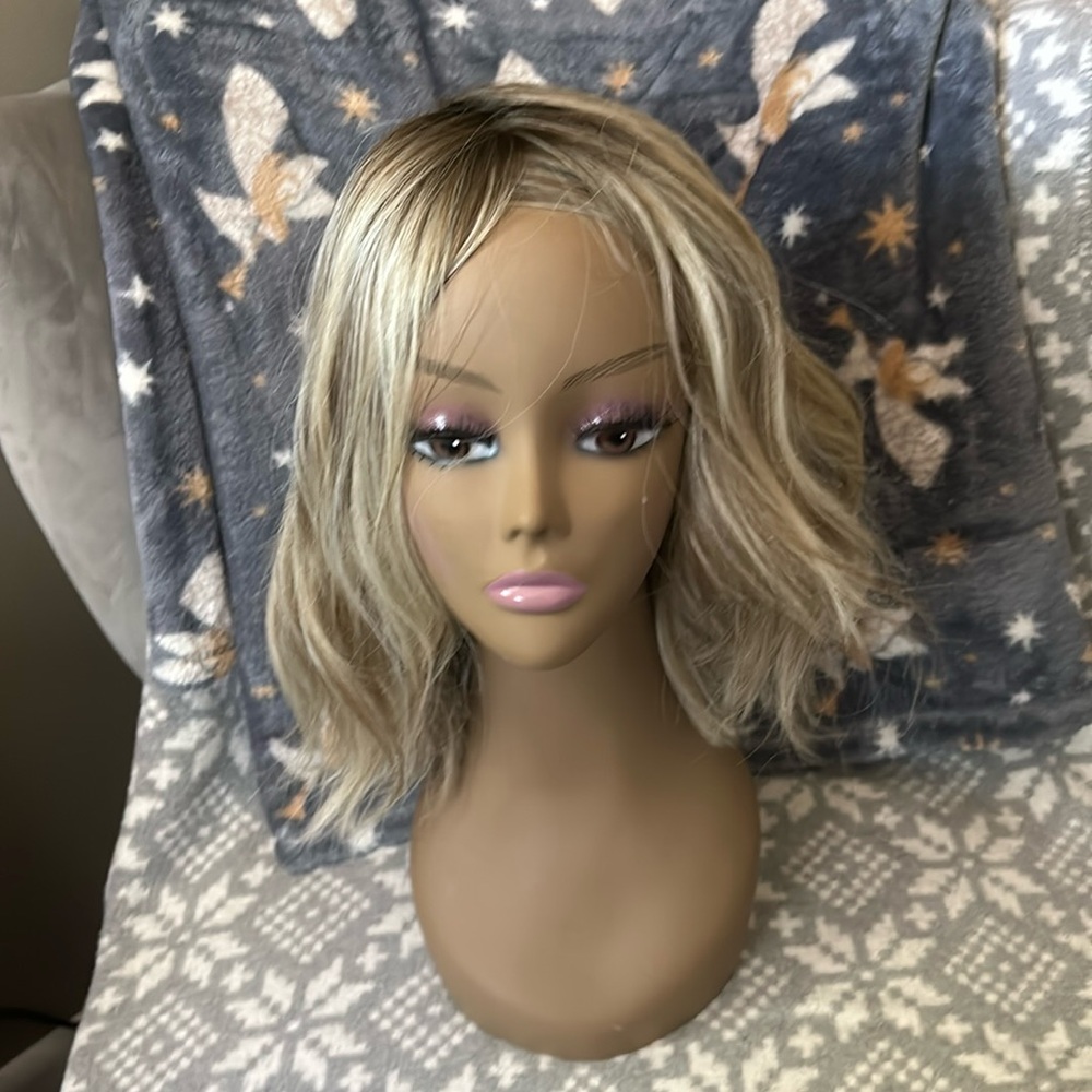 Belle Tress wig